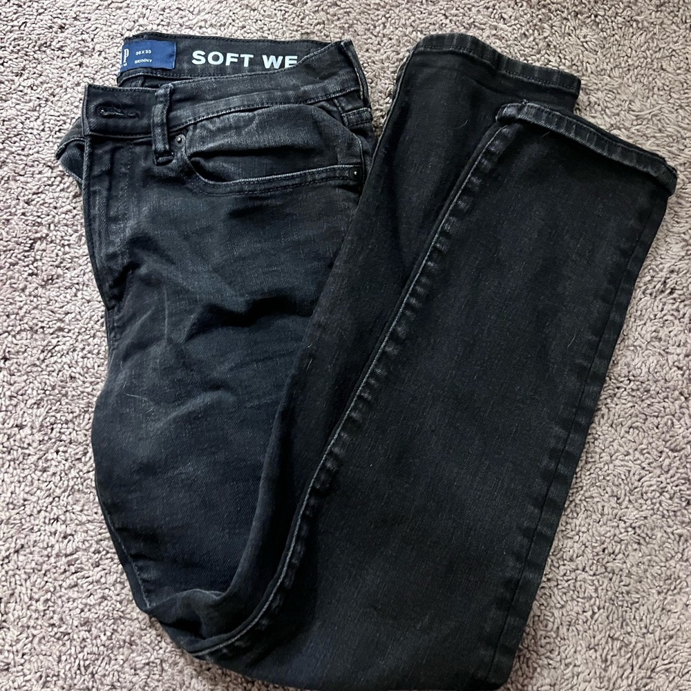 GAP Men’s 30x30 black / grey skinny jeans